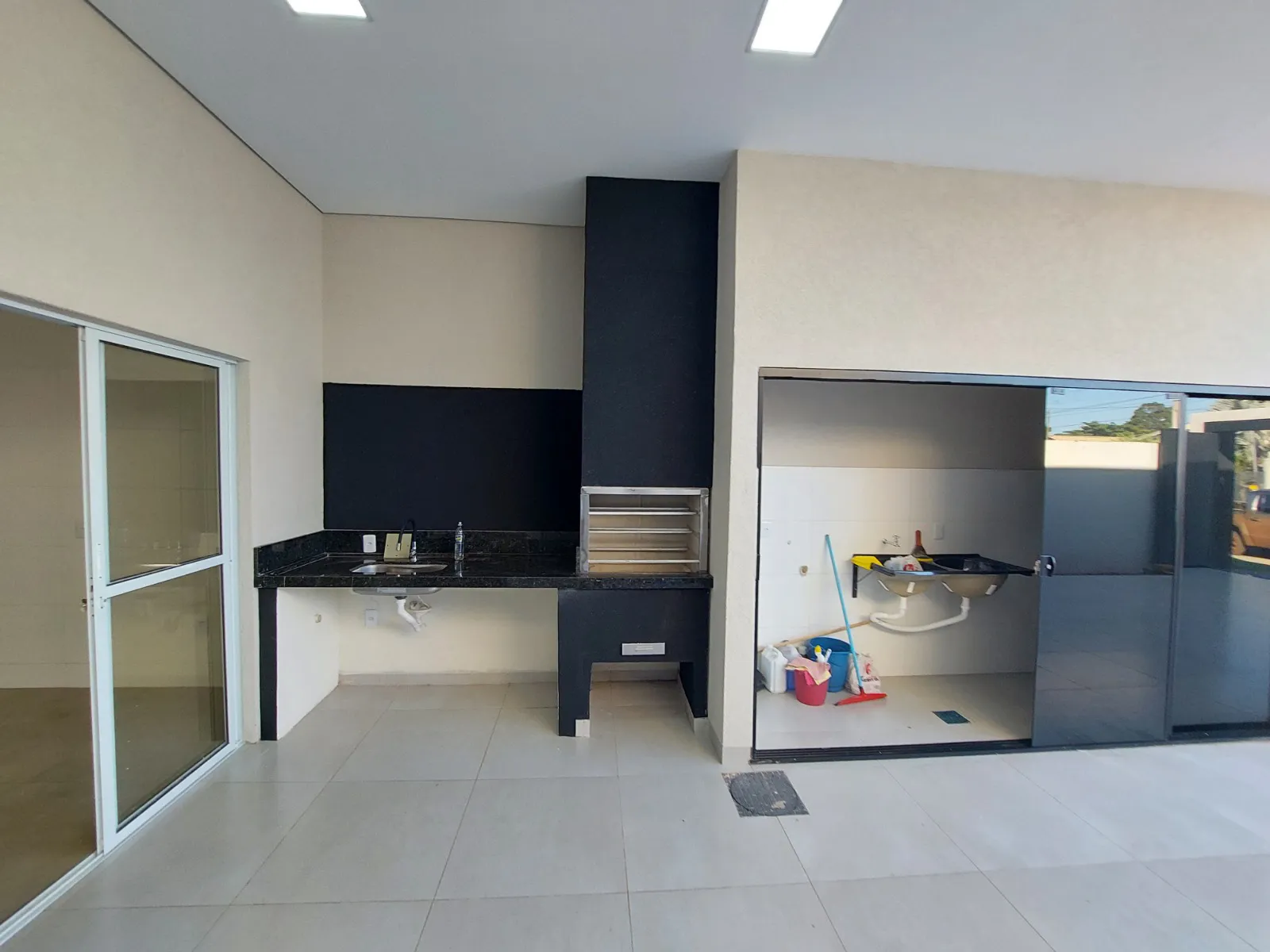 casa nova a venda jardim cristhais ii 3 quartos sendo 1 su te 110 r alu sio de azevedo dourados ms 13 2025 05 13