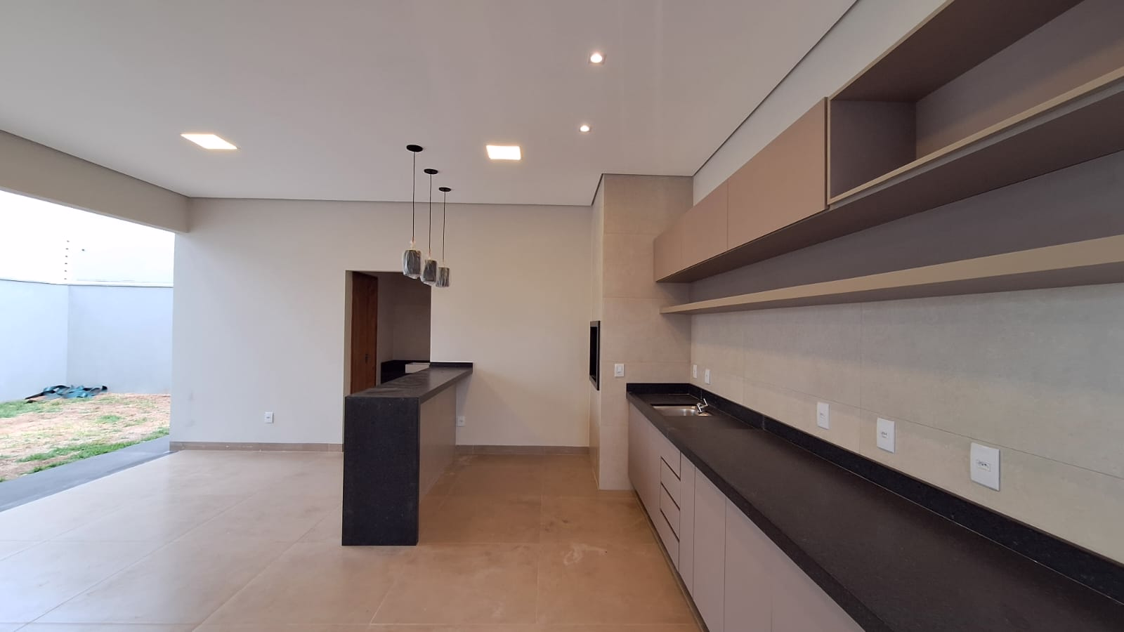 WhatsApp Image 2025 12 10 at 08.34.18