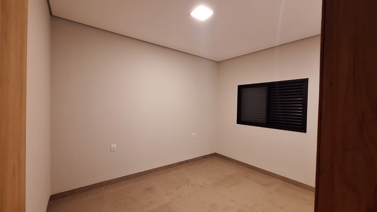 WhatsApp Image 2025 12 10 at 08.34.22