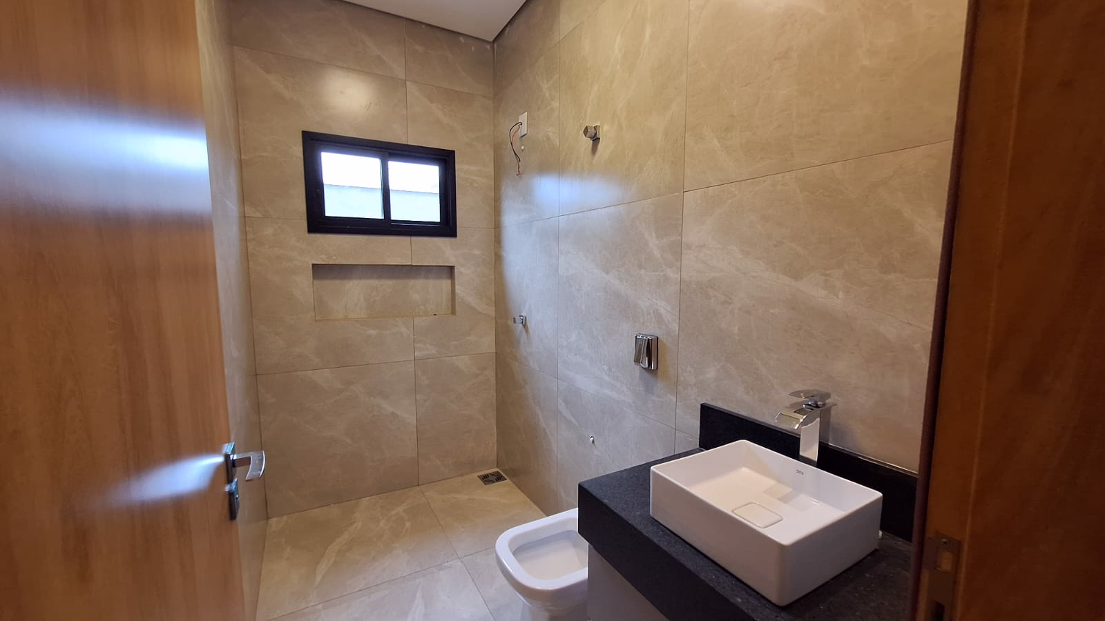 WhatsApp Image 2025 12 10 at 08.34.26